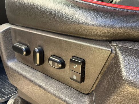 Used 2014 Ford F150 FX4 w/ Equipment Group 402A Luxury image 18