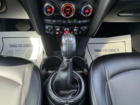 Used 2015 MINI Cooper 2-Door Hardtop image 21