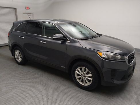 Used 2020 Kia Sorento LX AWD/4WD image 11