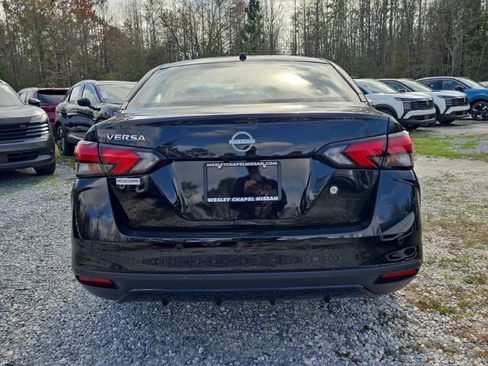 New 2025 Nissan Versa S w/ Trunk Package FWD image 7