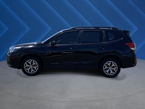 Used 2019 Subaru Forester Premium AWD/4WD image 6
