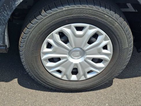 Used 2024 Ford Transit 250 Low Roof w/ Exterior Upgrade Package RWD image 11