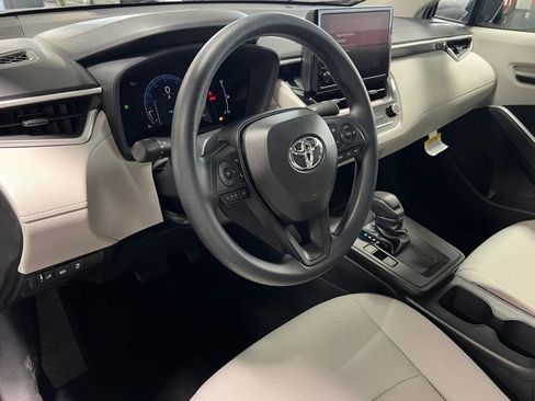 New 2026 Toyota Corolla Cross L image 13