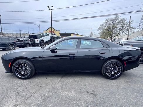 New 2026 Dodge Charger R/T AWD/4WD image 4
