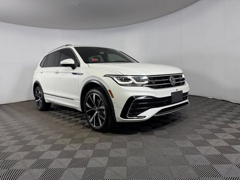 Used 2023 Volkswagen Tiguan SEL R-Line AWD/4WD image 5