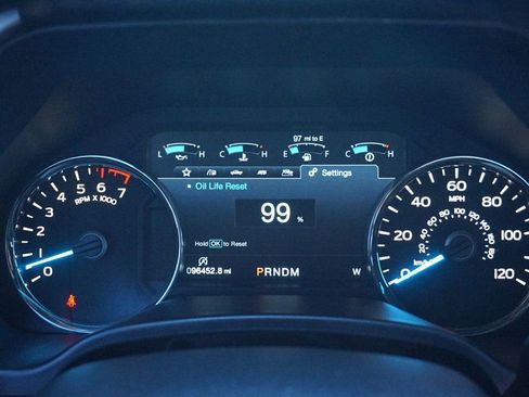 Used 2018 Ford F150 Lariat image 27