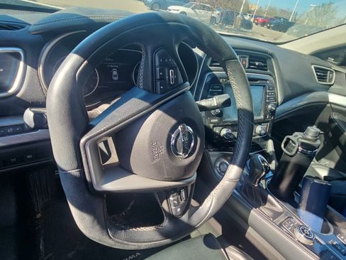 Used 2017 Nissan Maxima 3.5 SL FWD image 6