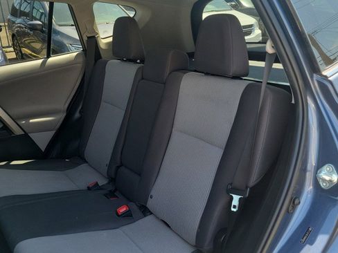 Used 2013 Toyota RAV4 LE FWD image 23