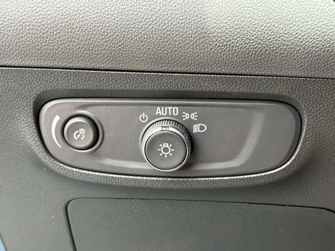 Used 2024 Buick Encore GX Avenir AWD/4WD image 27