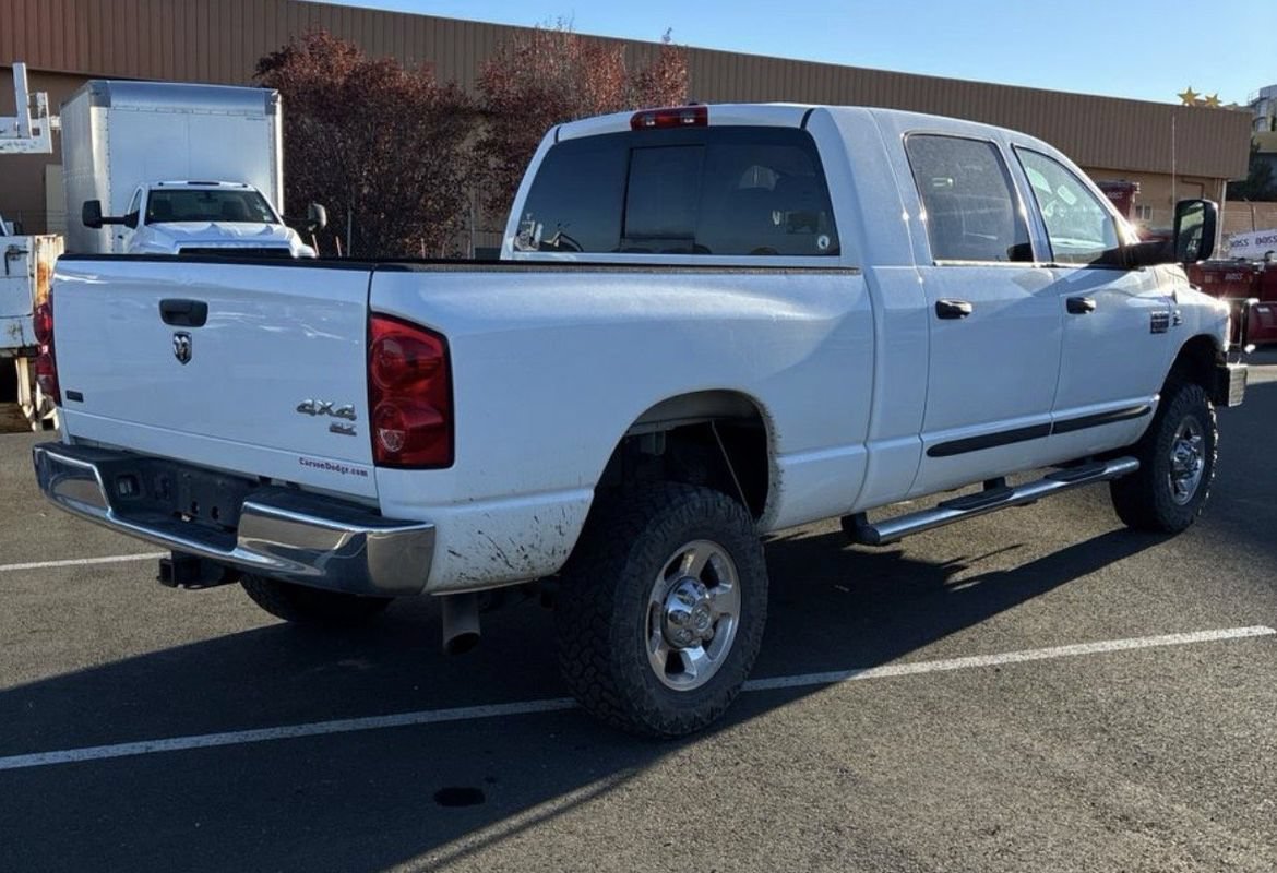 Used 2009 Dodge Ram 3500 Truck SLT w/ Popular Equipment Group AWD/4WD image 2