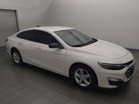 Used 2020 Chevrolet Malibu LS FWD image 11