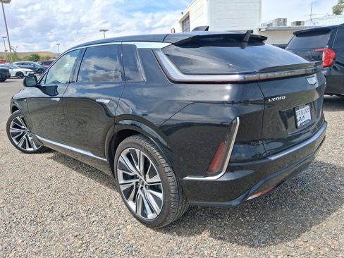 Used 2023 Cadillac Lyriq 2WD image 3