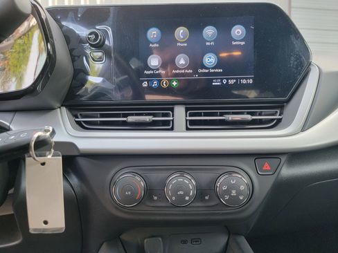 Used 2024 Chevrolet Trax RS w/ Driver Confidence Package image 20