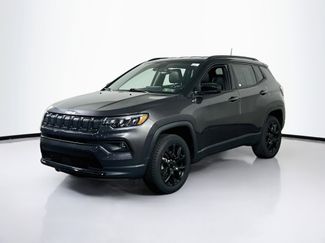 Used 2022 Jeep Compass Latitude w/ Convenience Group AWD/4WD video 1