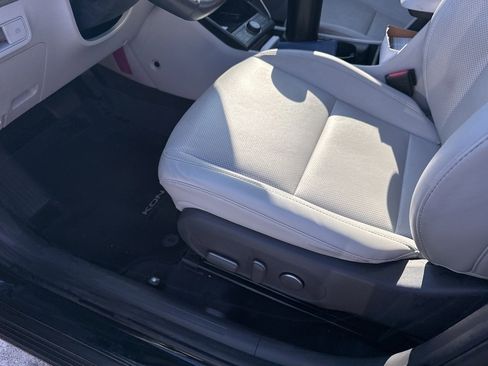 Used 2024 Hyundai Kona Limited image 10