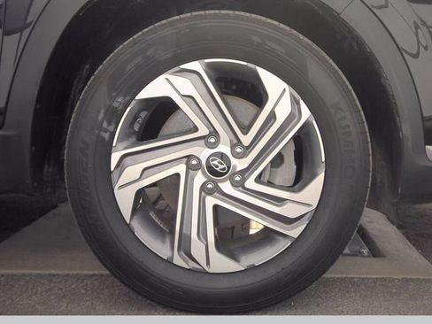 Used 2023 Hyundai Santa Fe SEL FWD image 11