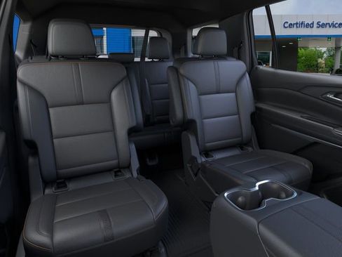 New 2026 Chevrolet Traverse High Country w/ LPO, Floor Liner Package FWD image 17