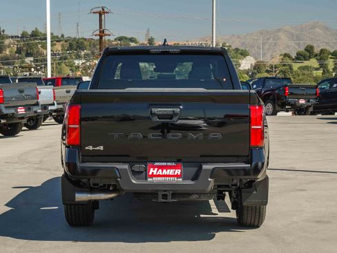 New 2026 Toyota Tacoma SR5 AWD/4WD image 6