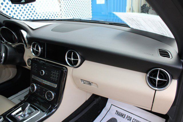 Used 2017 Mercedes-Benz SLC 300 w/ Premium 1 Package image 21