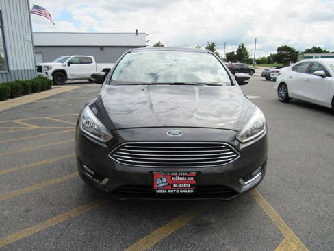 Used 2017 Ford Focus Titanium FWD image 9