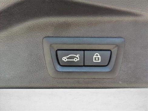 Used 2020 BMW X5 xDrive40i w/ Premium Package image 25