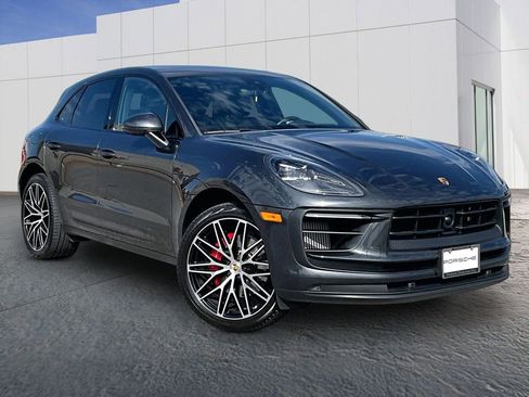Certified 2023 Porsche Macan S AWD/4WD image 9