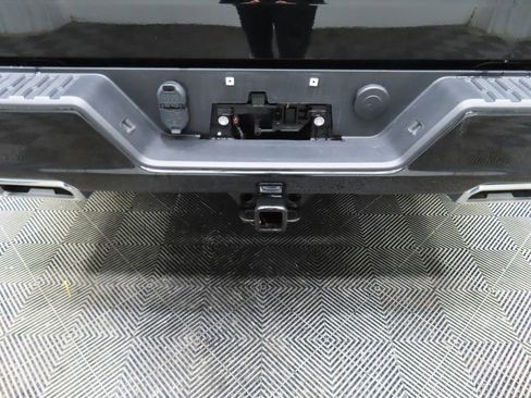 Used 2023 Chevrolet Silverado 1500 LT Trail Boss w/ Protection Package image 31