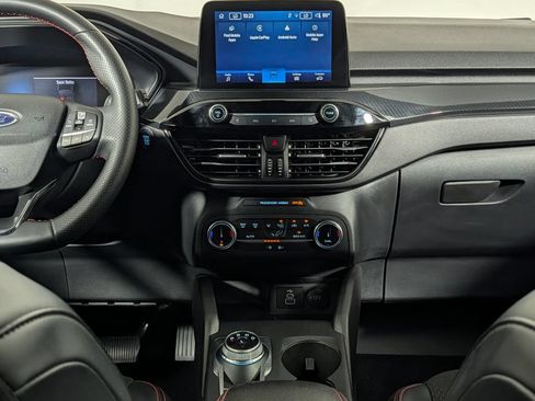 Certified 2025 Ford Escape ST-Line FWD image 14