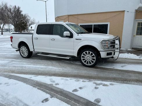 Used 2018 Ford F150 Limited image 5