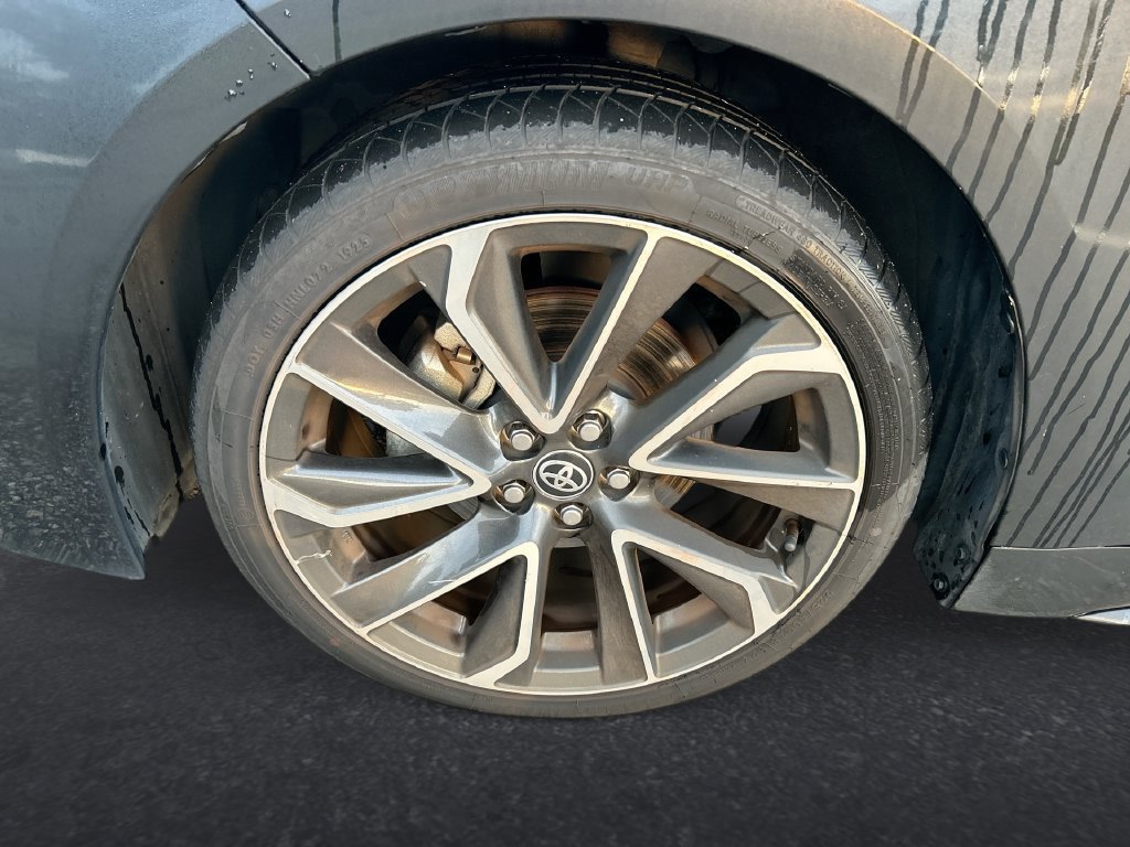 Used 2022 Toyota Corolla SE w/ SE Premium Package FWD image 10