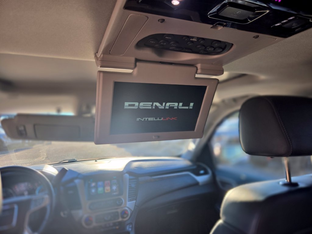 Used 2018 GMC Yukon XL Denali w/ Denali Ultimate Package AWD/4WD image 22