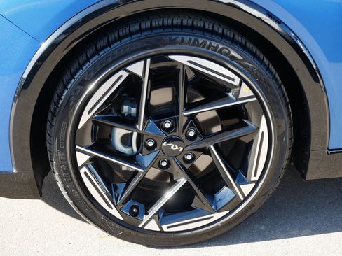 Certified 2025 Kia K4 GT-Line image 14