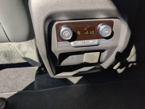 New 2026 Buick Enclave Preferred w/ Power Package image 29