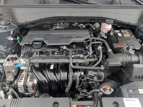 Used 2025 Hyundai Kona SEL FWD image 12