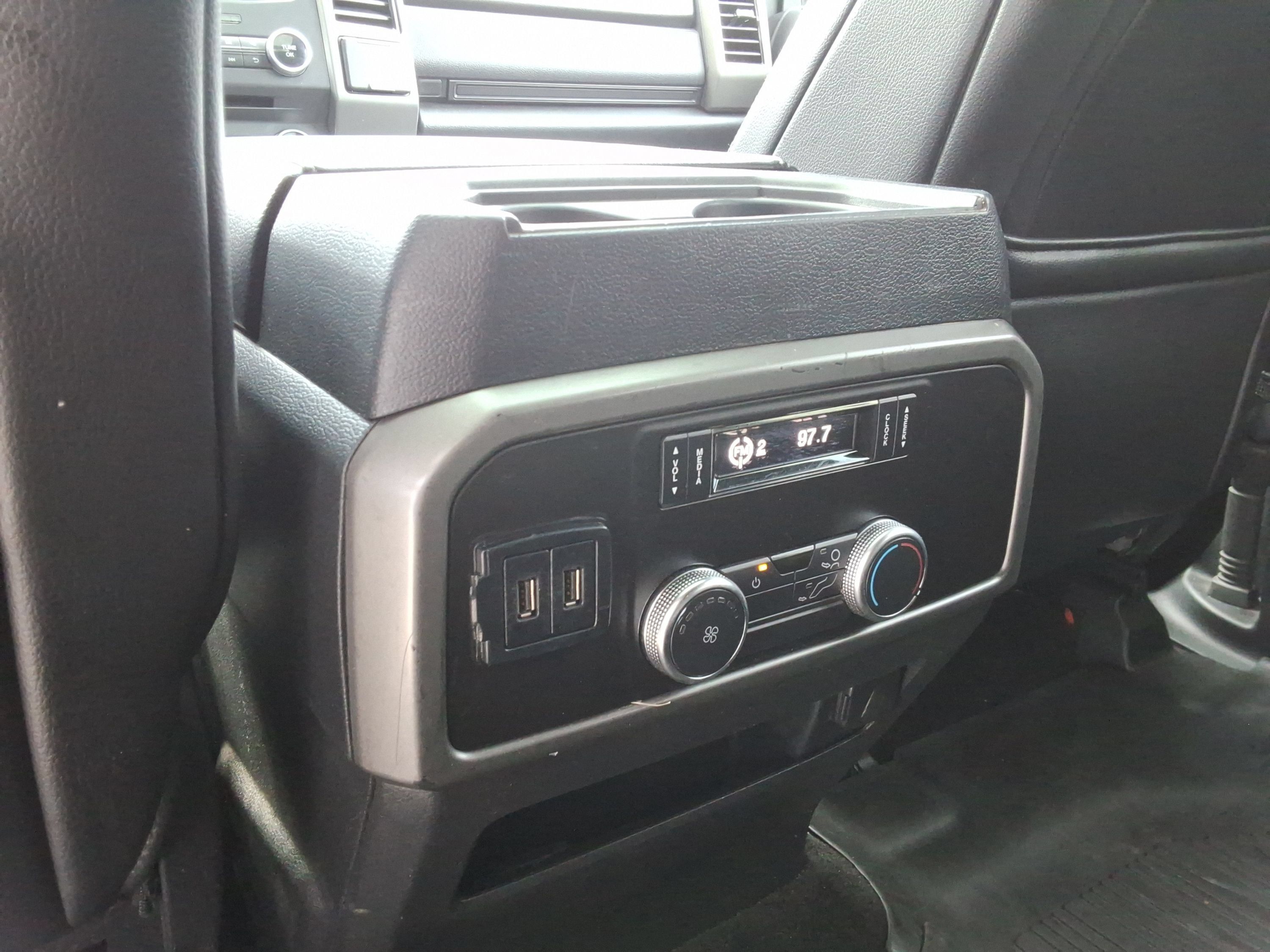 Used 2018 Ford Expedition XLT w/ Equipment Group 201A AWD/4WD image 25