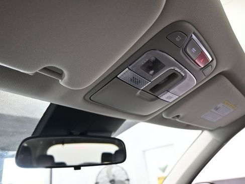 Used 2024 Kia Telluride S w/ S Sunroof Package FWD image 26