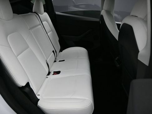Used 2022 Tesla Model Y Performance AWD/4WD image 36