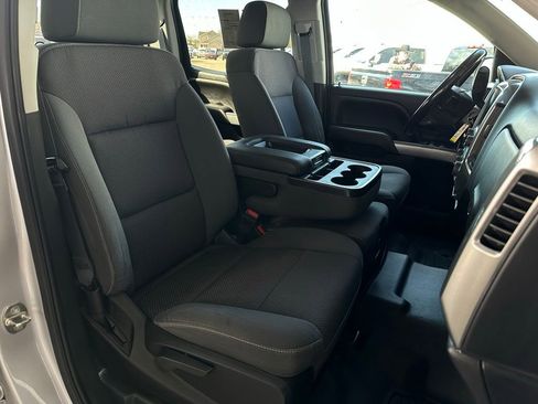 Used 2018 Chevrolet Silverado 1500 LT w/ Texas Edition image 17