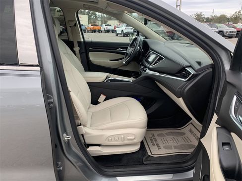 Used 2023 Buick Enclave Premium w/ Experience Buick Package image 6