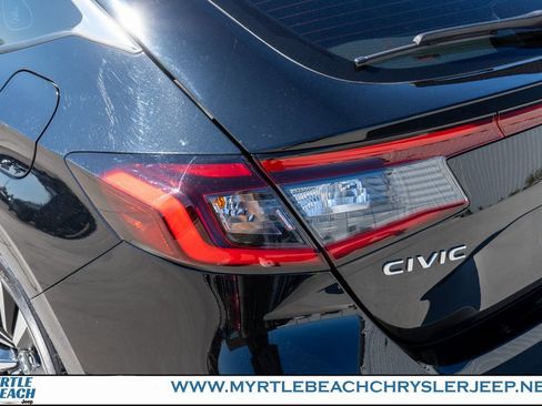 Used 2023 Honda Civic EX-L image 11