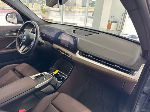 Used 2025 BMW X1 xDrive28i w/ Convenience Package image 53