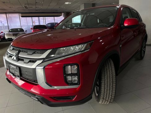 Used 2024 Mitsubishi Outlander Sport ES image 3