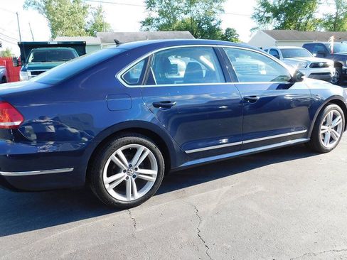 Used 2014 Volkswagen Passat TDI SE FWD image 30