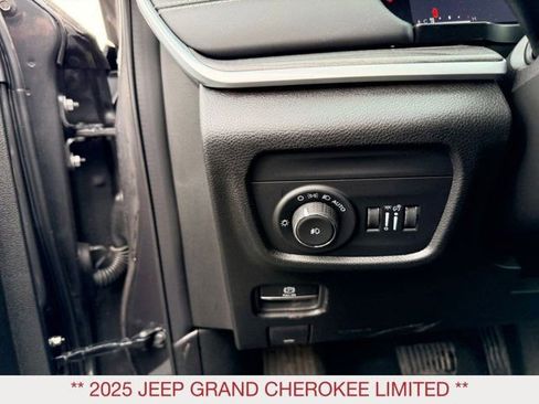 Certified 2025 Jeep Grand Cherokee Limited w/ Trailer Tow Package image 25