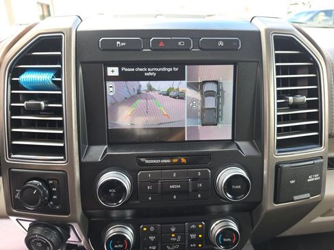Used 2019 Ford F150 Limited AWD/4WD image 20