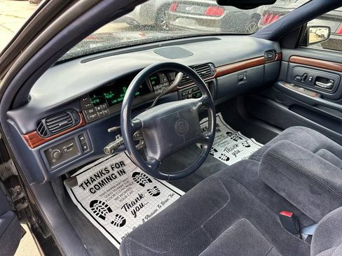 Used 1998 Cadillac De Ville FWD image 27