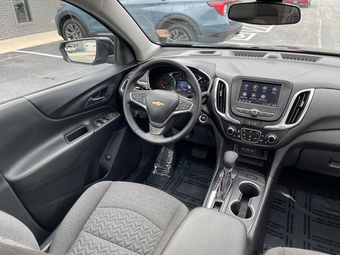 Used 2023 Chevrolet Equinox LT image 11