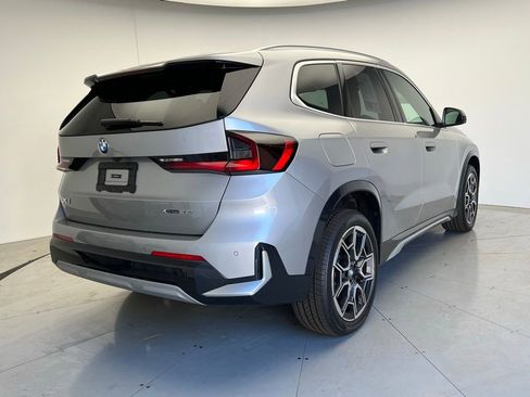 Certified 2025 BMW X1 xDrive28i image 3
