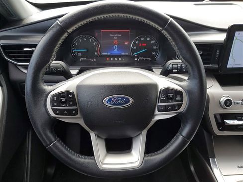 Certified 2023 Ford Explorer XLT w/ Equipment Group 202A image 29