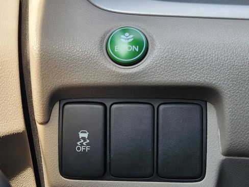 Used 2013 Honda CR-V LX image 23